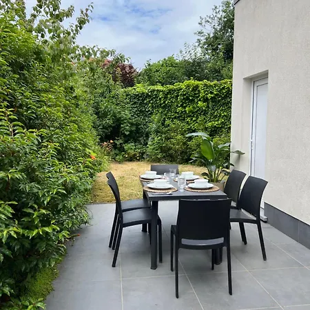 Apartamento 3 Bedroom With Own Garden Close To Main Trainstation Gante